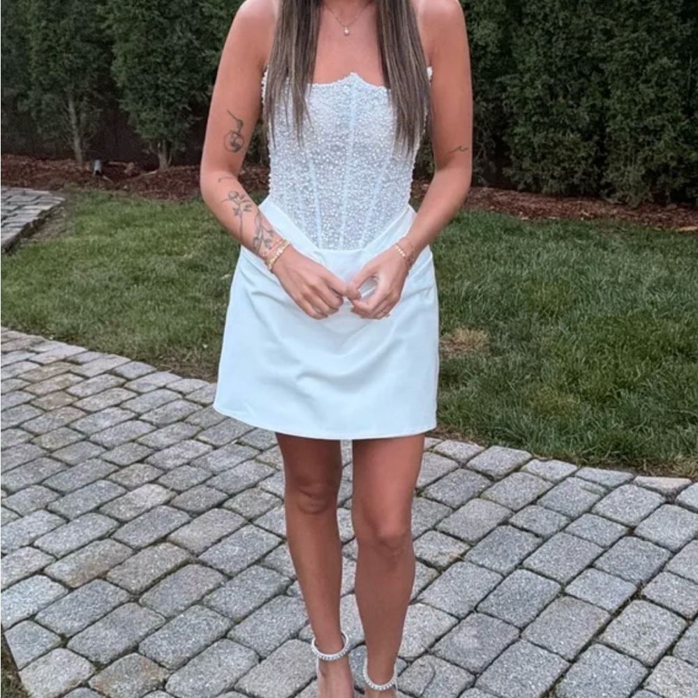 Bridal Dress - Picture 4 of 4